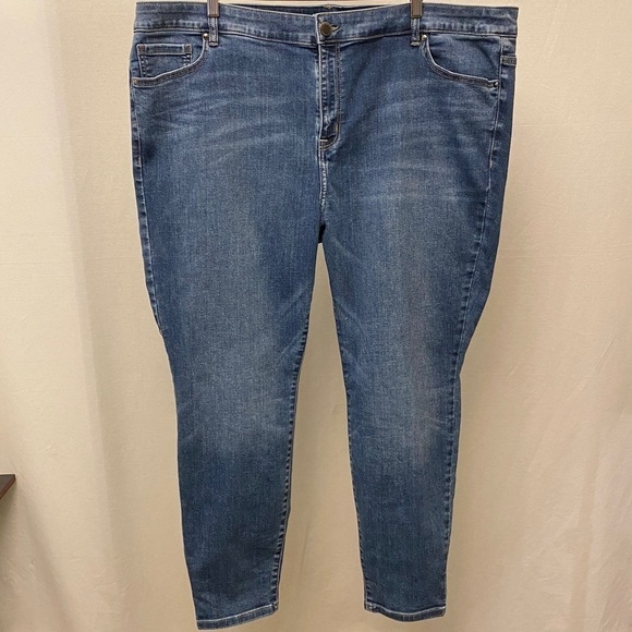 Lane Bryant 26 Straight Fit High-Rise Skinny Jeans Stretch Ankle Flex Waistband - Picture 11 of 12